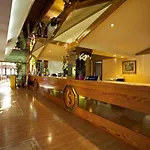 Hotel Mar & 4*