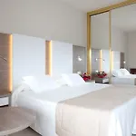 Mar & 4* باغيرا